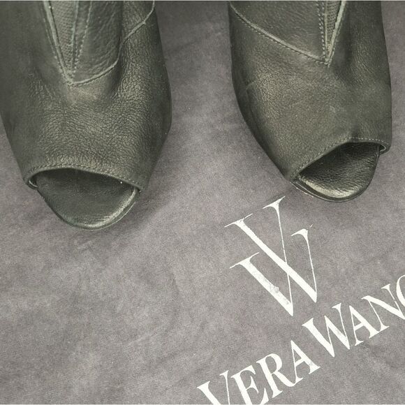 Vera Wang Black Leather High Heels - Picture 7 of 11